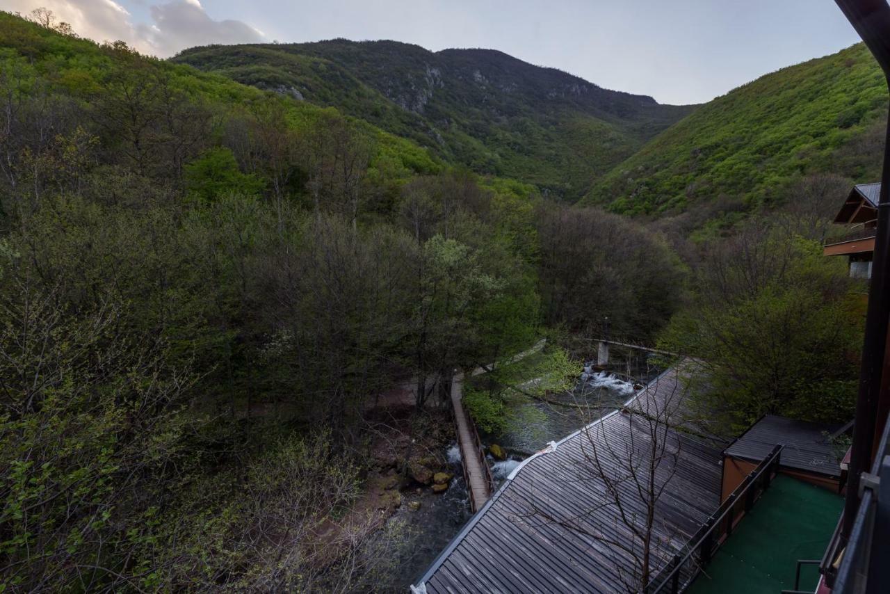 Resort Ujevara E Drinit Peje Exterior foto