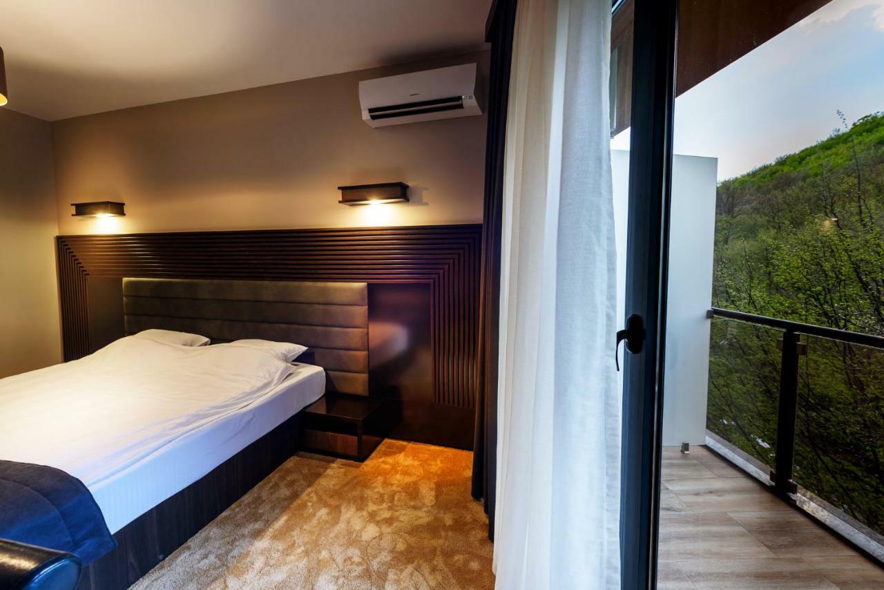 Resort Ujevara E Drinit Peje Exterior foto